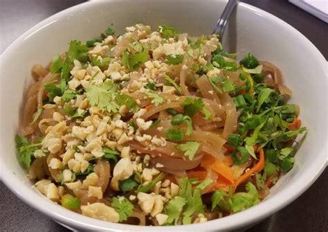 Vegan or Vegetarian Phad Thai Recipe by Mara Michelle - Cookpad