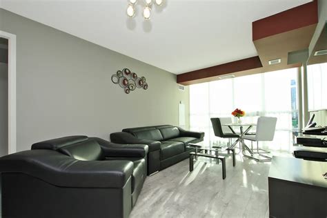 NAPA Furnished Suites & Apartments Toronto, Ontario, CA - Reservations.com