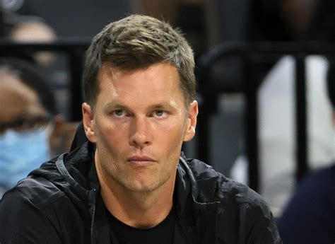 Tom Brady buys a pickleball team, one month after LeBron James jumped ...