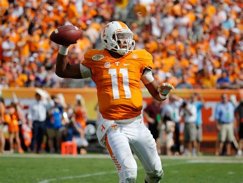 4 Tennessee bowl records Joshua Dobbs can break vs. Nebraska