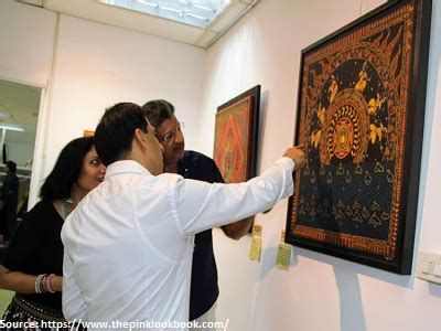 How to become Art Dealer in India | iDreamCareer