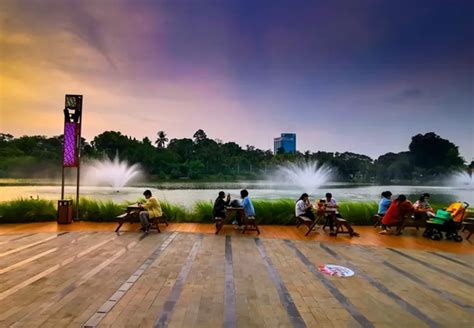 Senayan Park, Wisata Baru Di Jakarta Dengan View Mempesona!