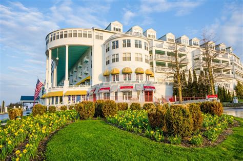 Grand Hotel Mackinac Island: 5 Star Award Winning Hotel