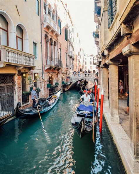 Bucket List Experience: Gondola Ride in Venice - World of Lina