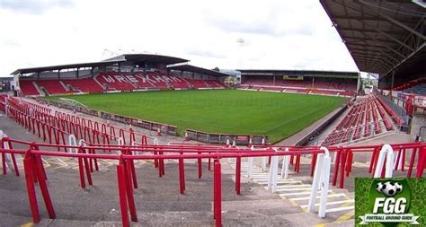 Wrexham AFC | Glyndwr University Racecourse Stadium | Ground Guide