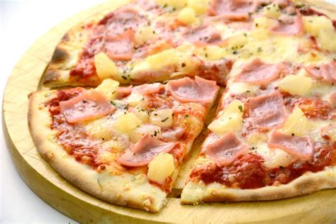 Así fue el origen de la pizza hawaiana | Sociedad | La Revista | El ...