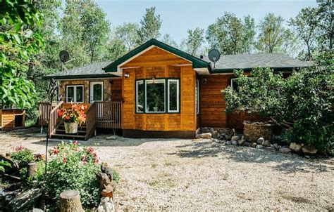 Luxury Cabin on Lake Winnipeg at Patricia Beach | Manitoba Fishing Forum