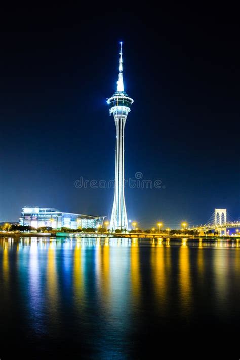 Macau tower at night editorial photo. Image of lights - 62871821