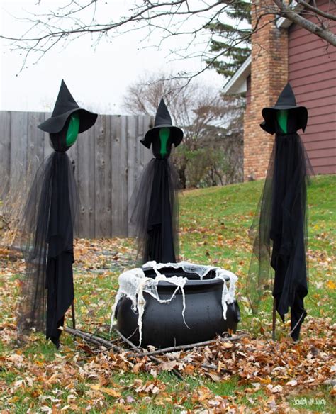 DIY Halloween Decorations: Includes FREE Witch Hat Pattern