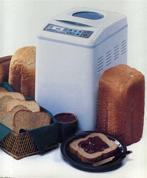 Black & Decker All-In-One Deluxe Automatic Breadmaker