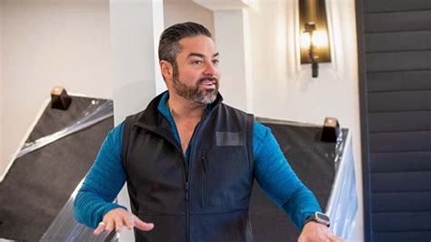 HGTV 'Rico to the Rescue' Star Rico León on Saving Homeowners From ...