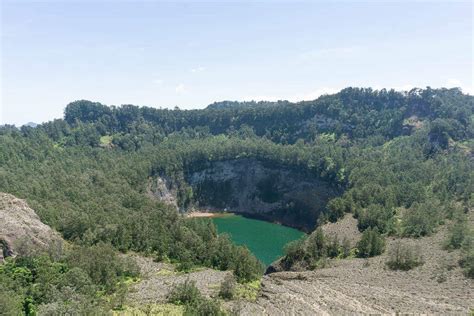 Is Kelimutu National Park Worth It? [INSIDERS GUIDE]