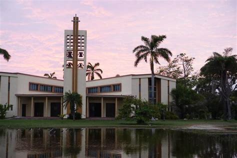 Belize finally has a Jesuit university | America Magazine