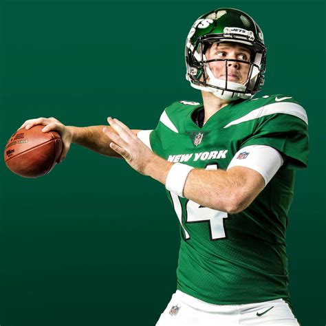 Nike unveils new uniforms for the New York Jets including a new 'Gotham ...