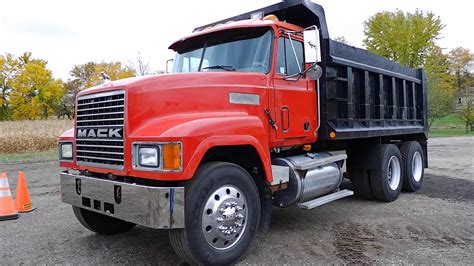 AUCTION: 1995 Mack CH613 Tandem Dump Truck - YouTube