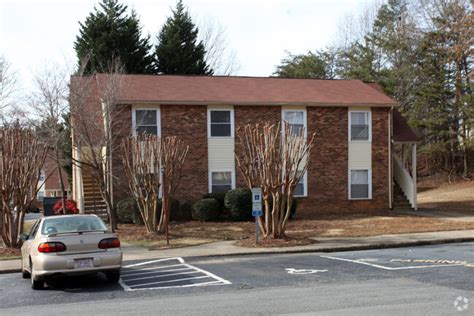 Century Square Apartments - Kernersville, NC | Apartment Finder