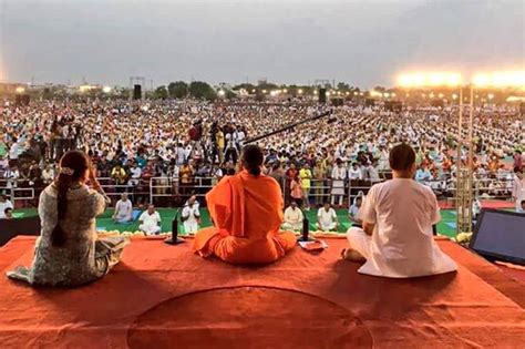 Nearly 2 Lakh do Yoga With Ramdev in Rajasthan, Make it to Guinness Records