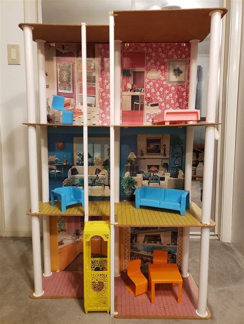 1977 Barbie Townhouse Mattel Vintage Complete With Working Elevator ...