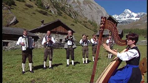 More than thirty minutes of Austrian folk music - YouTube Music