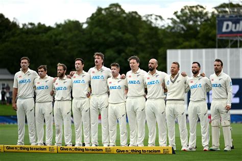 New Zealand's players line up for the national anthem | ESPNcricinfo.com