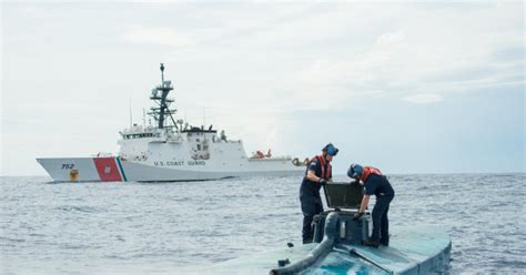 Coast Guard crew seizes submarine carrying 8 tons of cocaine - CBS News