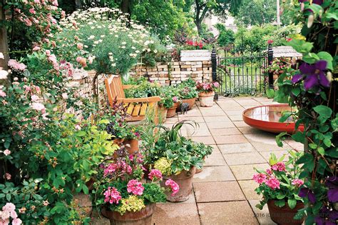 Small Garden Design Ideas - Better Homes and Gardens Real Estate Life
