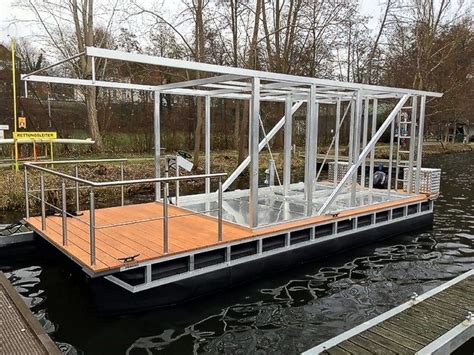 Pontoons and floating systems - floats and floating platforms ...