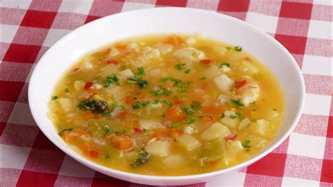 Como hacer una sopa de verduras casera - comidas rapidas y faciles de preparar - YouTube