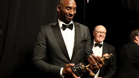 An Oscar for Kobe Bryant, and a Jab at a Critic - The New York Times