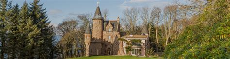 Exploring The Pink Castle in Scotland - Cottages & Castles