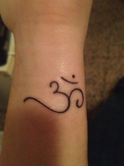 31 Excellent Om Tattoos Designs On Wrist