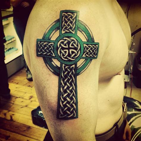 40 best Celtic cross tattoos images on Pinterest | Celtic crosses ...