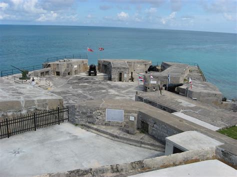 Buffy's write zone: Bermuda: Fort St. Catherine in the historic town of St. George