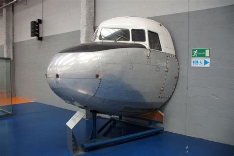 Douglas DC-3 (cockpit) – AviationMuseum