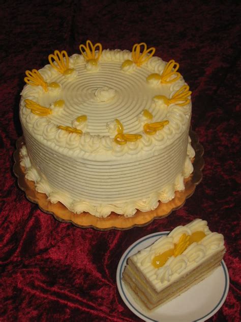 File:Lemon Cake.jpg - Wikimedia Commons
