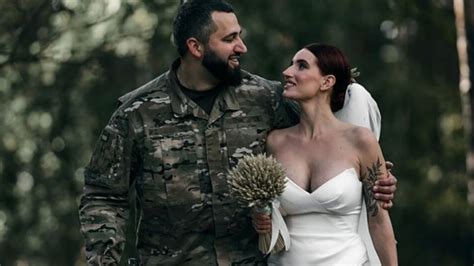 Love in war: Ukrainian sniper marries soldier she met during war against Russia | World News ...