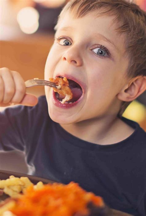 40+ Restaurants Where Kids Eat Free (Updated for Summer 2019)