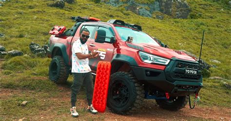 Modified Toyota Hilux with Rs 50 lakh modifications is an off-road monster