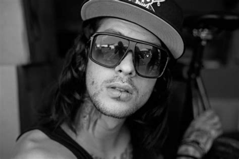 Mike Fuentes - Pierce The Veil Photo (33899370) - Fanpop