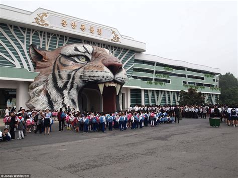 Inside the depressing North Korean zoo | Daily Mail Online