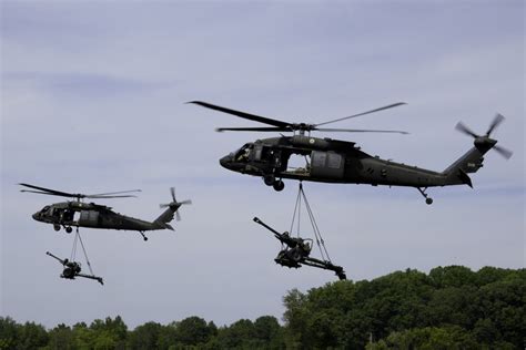 Air Assault Demonstration | Article | The United States Army