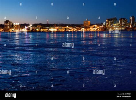 Downtown barrie ontario hi-res stock photography and images - Alamy