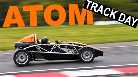 Ariel Atom tests on Bedford autodrome track day. Car review and ...