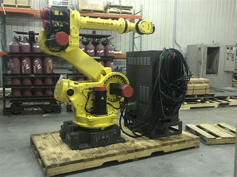 The shops new robot 💪🏼 : r/MachinePorn