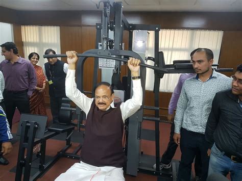 Nirman Bhawan gets a gym to keep officials healthy