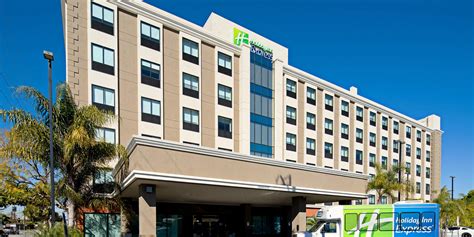 Holiday Inn Express Los Angeles - LAX Airport Hotel IHG