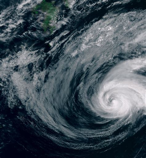 Cloud Structures - 'Tropical Cyclone' - Examples (1-12)