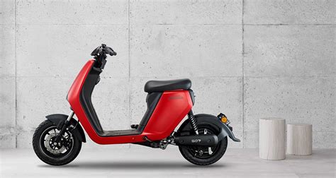 The Sundiro Honda S07 is a snazzy-looking e-scooter | VISOR.PH