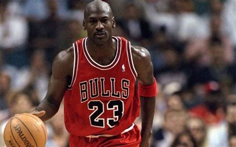 Michael Jordan - History and Biography