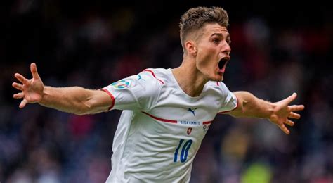 Patrik Schick scores twice as Czech Republic beats Scotland at Euro 2020